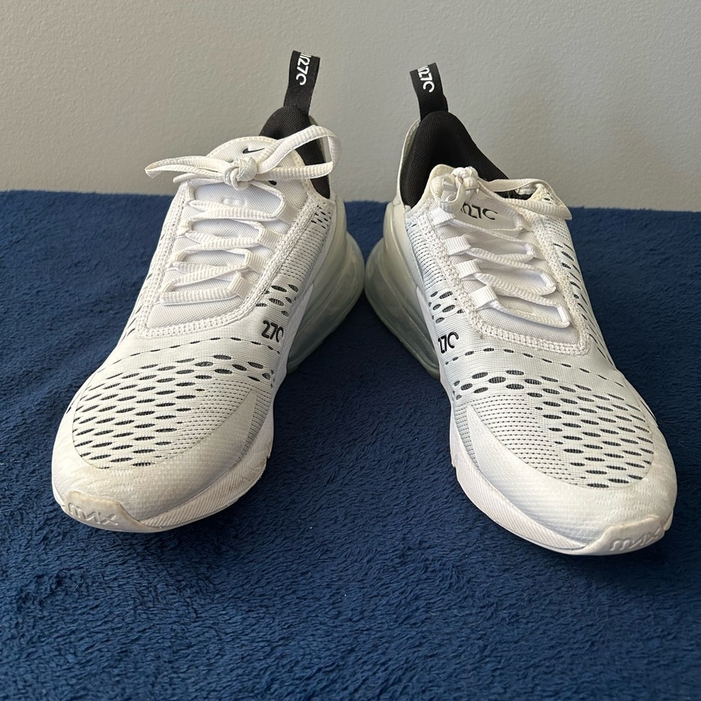 Like New Nike AirMax 270s